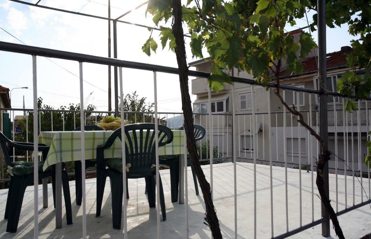 Apartman Fantasy Apartment โตรกีร์ ภายนอก รูปภาพ