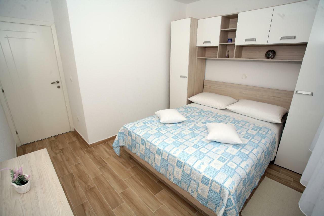 Apartman Fantasy Apartment โตรกีร์ ภายนอก รูปภาพ